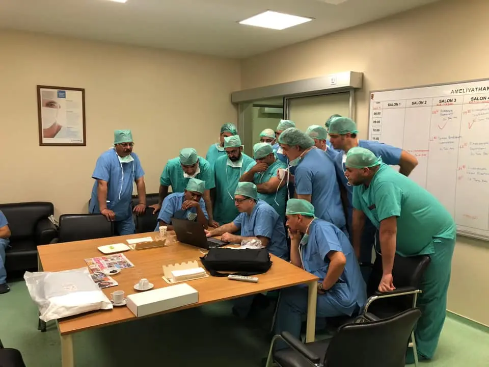 Doktor Eğitimleri - IESA İstanbul Endoscopic Spine Academy